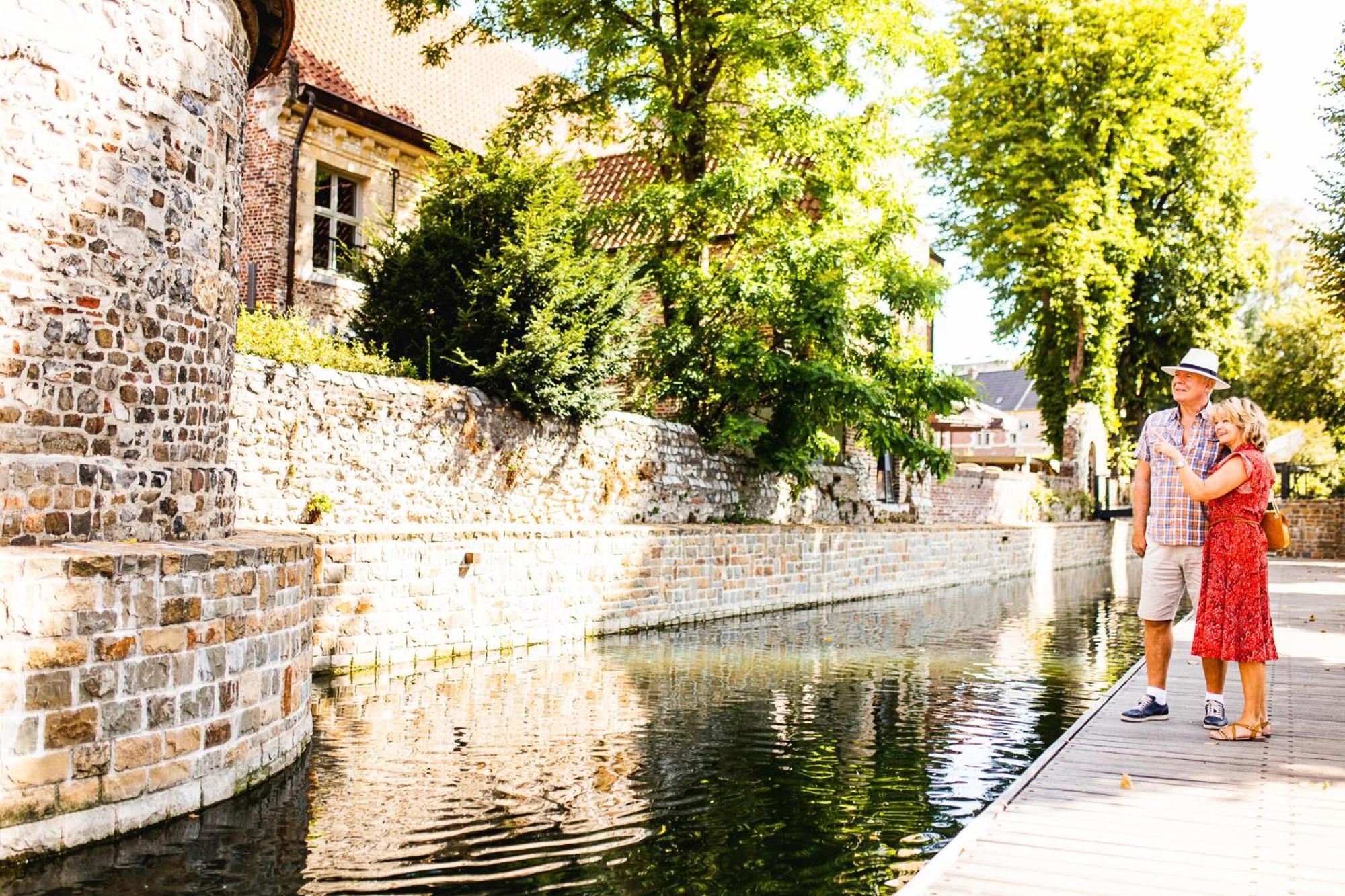 Bed and Breakfast Viator Tongeren Esterno foto